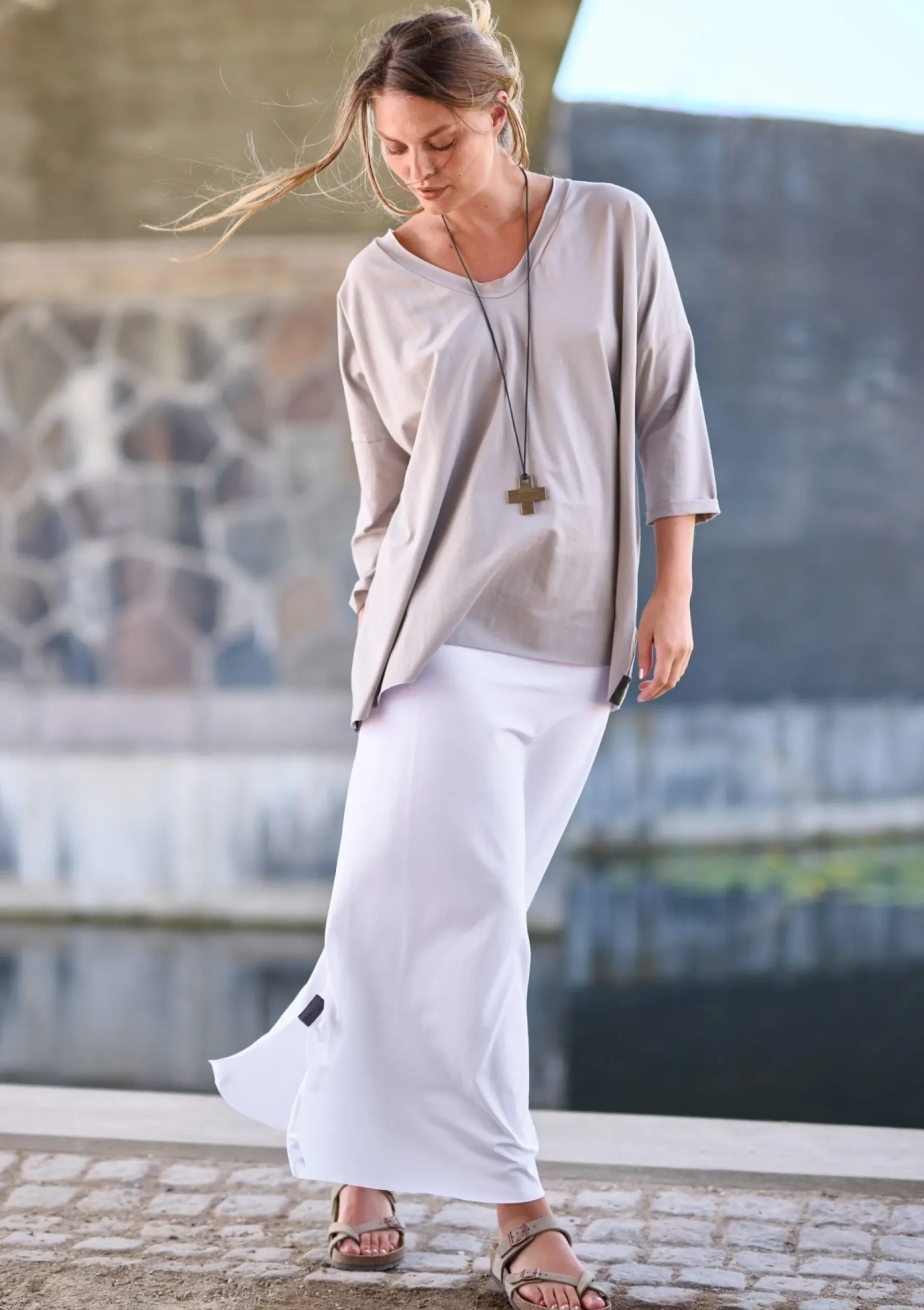 Fashion BLUSE M/HALSKETTE | 96083 Damen Blusen
